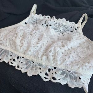 white flower lace bralette